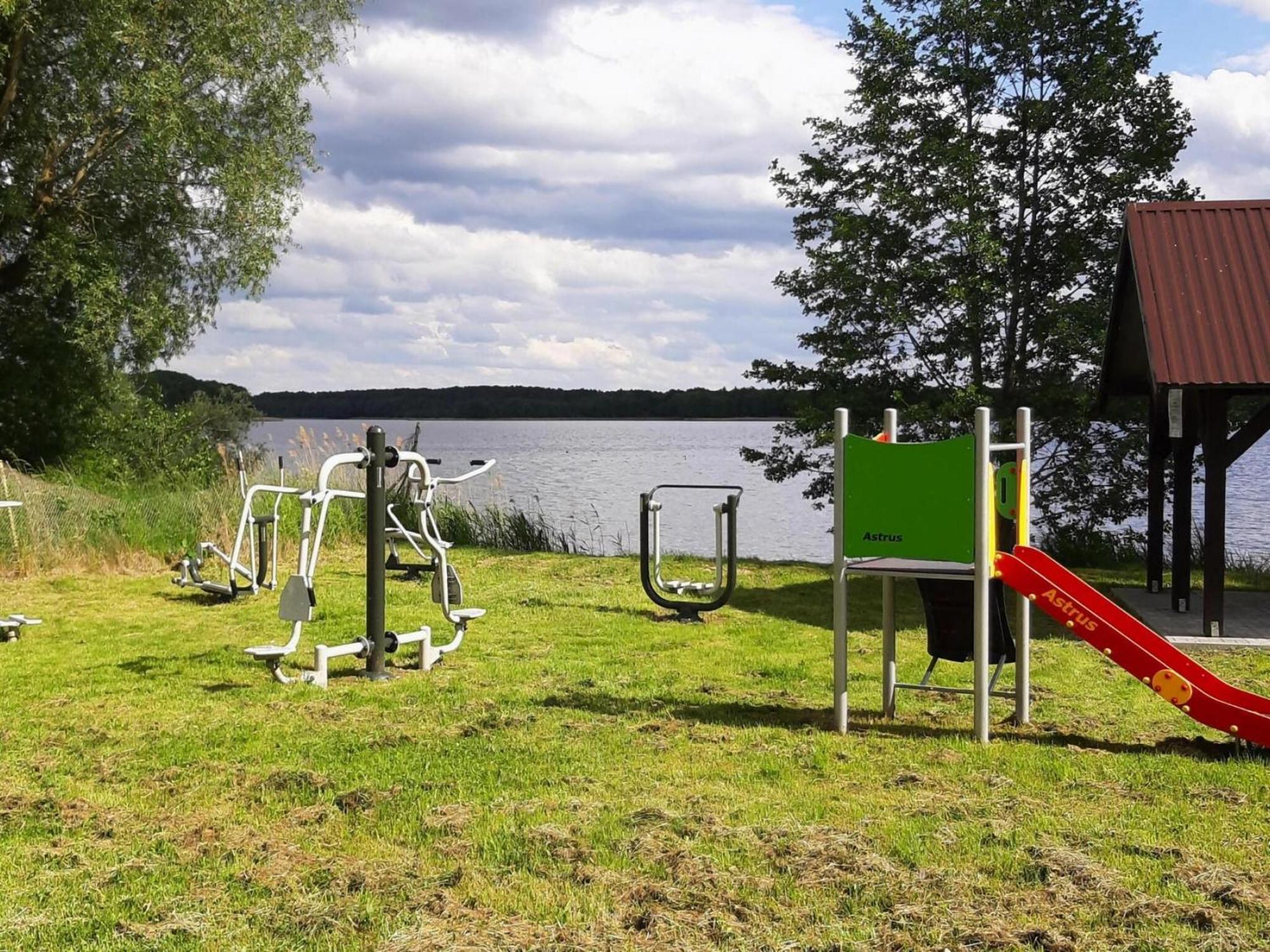 Holiday House With Garden, Lake View, Dabrowica Dabrowica  Exterior photo